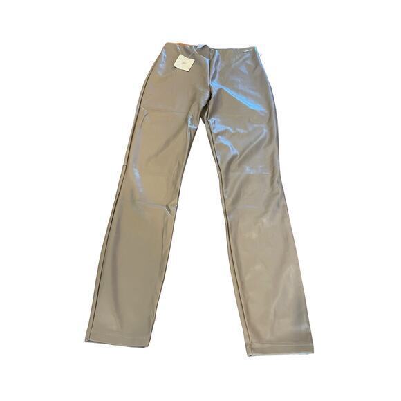 NWT Fabletics Vegan Leather Pull on Leggings in Willow‎ Bark Medium - Picture 6 of 15